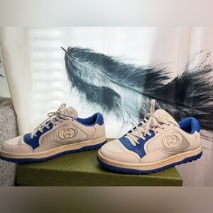 Gucci men Sneakers in Blue and Cream